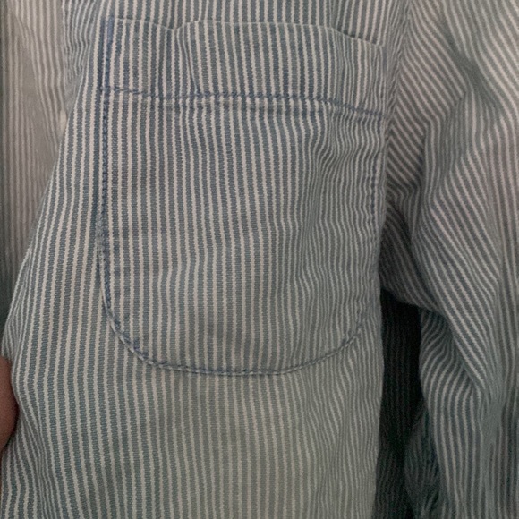American Eagle Button Down Shirt - Picture 4 of 4